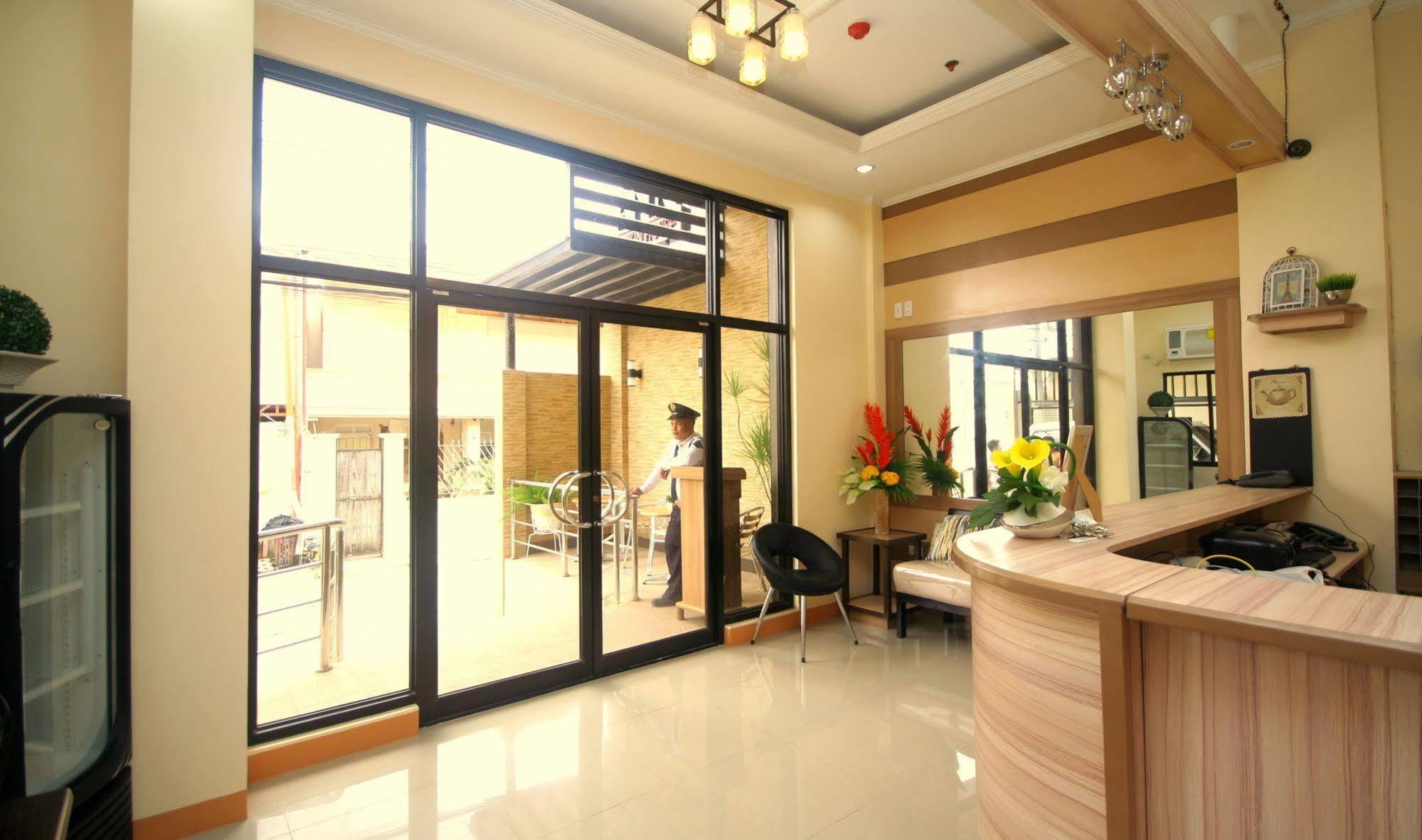 Anri Pension House Cebu Ngoại thất bức ảnh